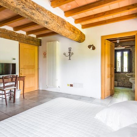 Agriturismo Il Salice Tizzano Val Parma Ngoại thất bức ảnh