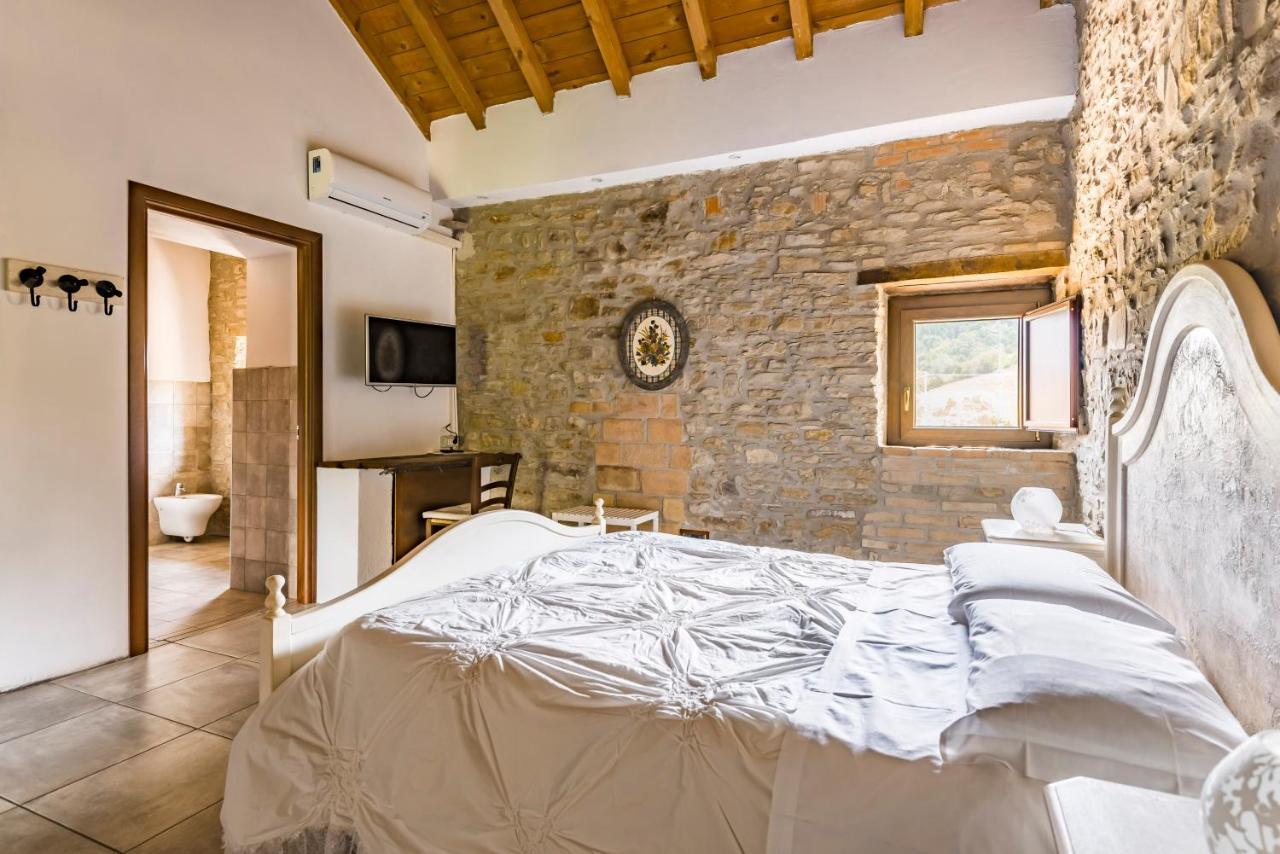 Agriturismo Il Salice Tizzano Val Parma Ngoại thất bức ảnh