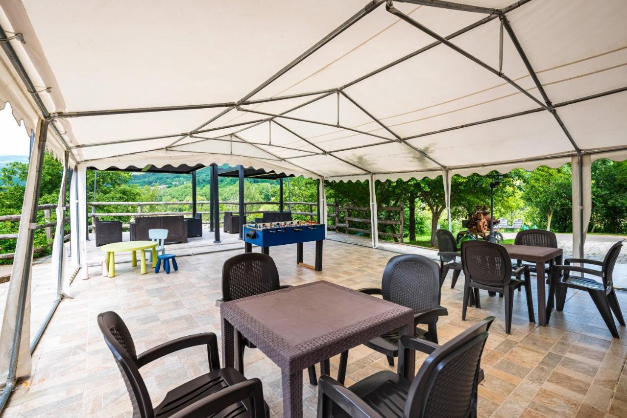 Agriturismo Il Salice Tizzano Val Parma Ngoại thất bức ảnh