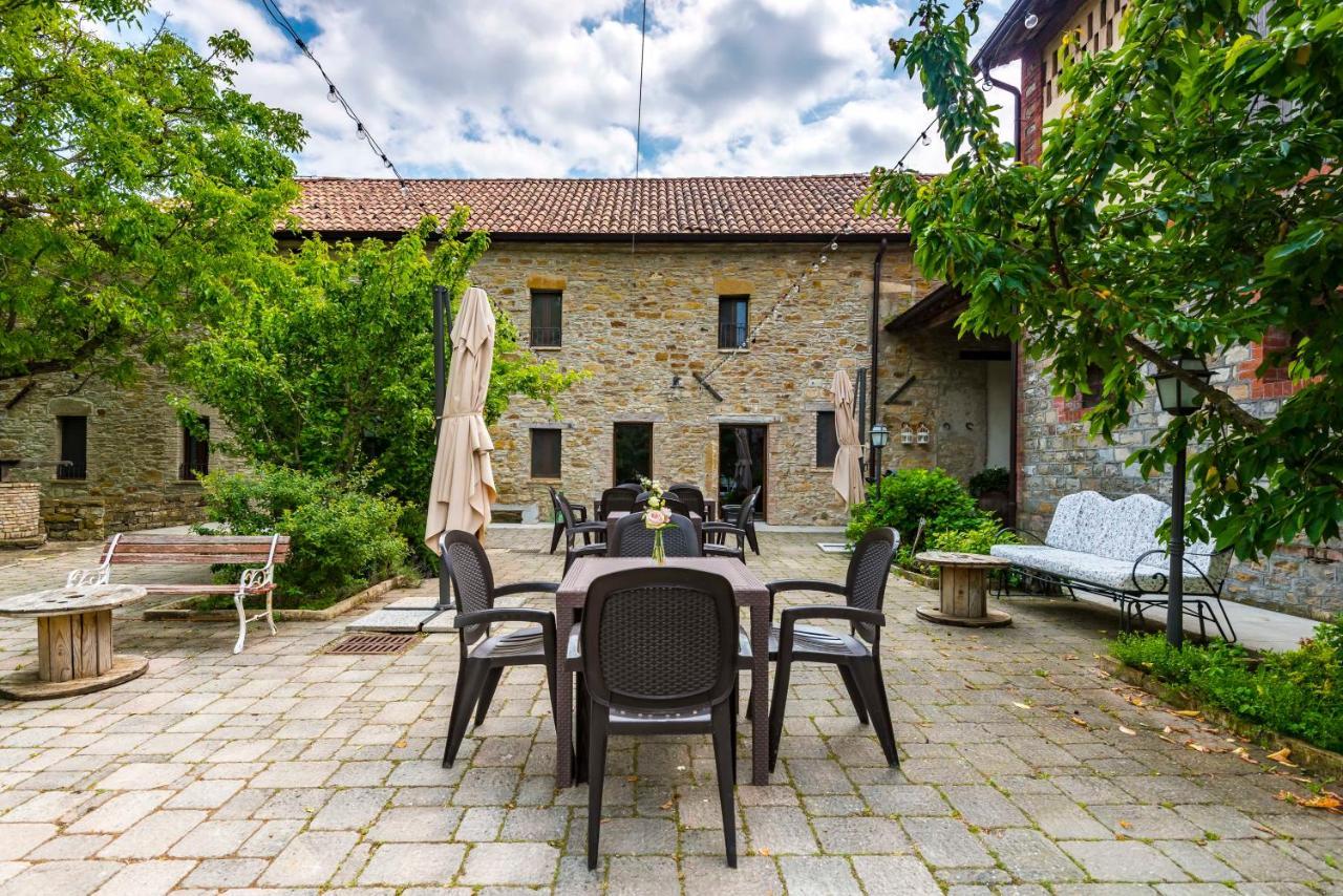 Agriturismo Il Salice Tizzano Val Parma Ngoại thất bức ảnh