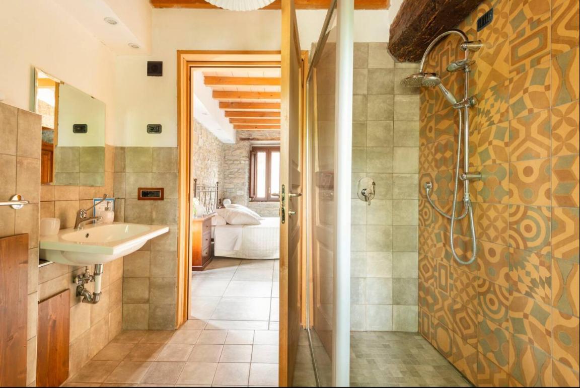 Agriturismo Il Salice Tizzano Val Parma Ngoại thất bức ảnh