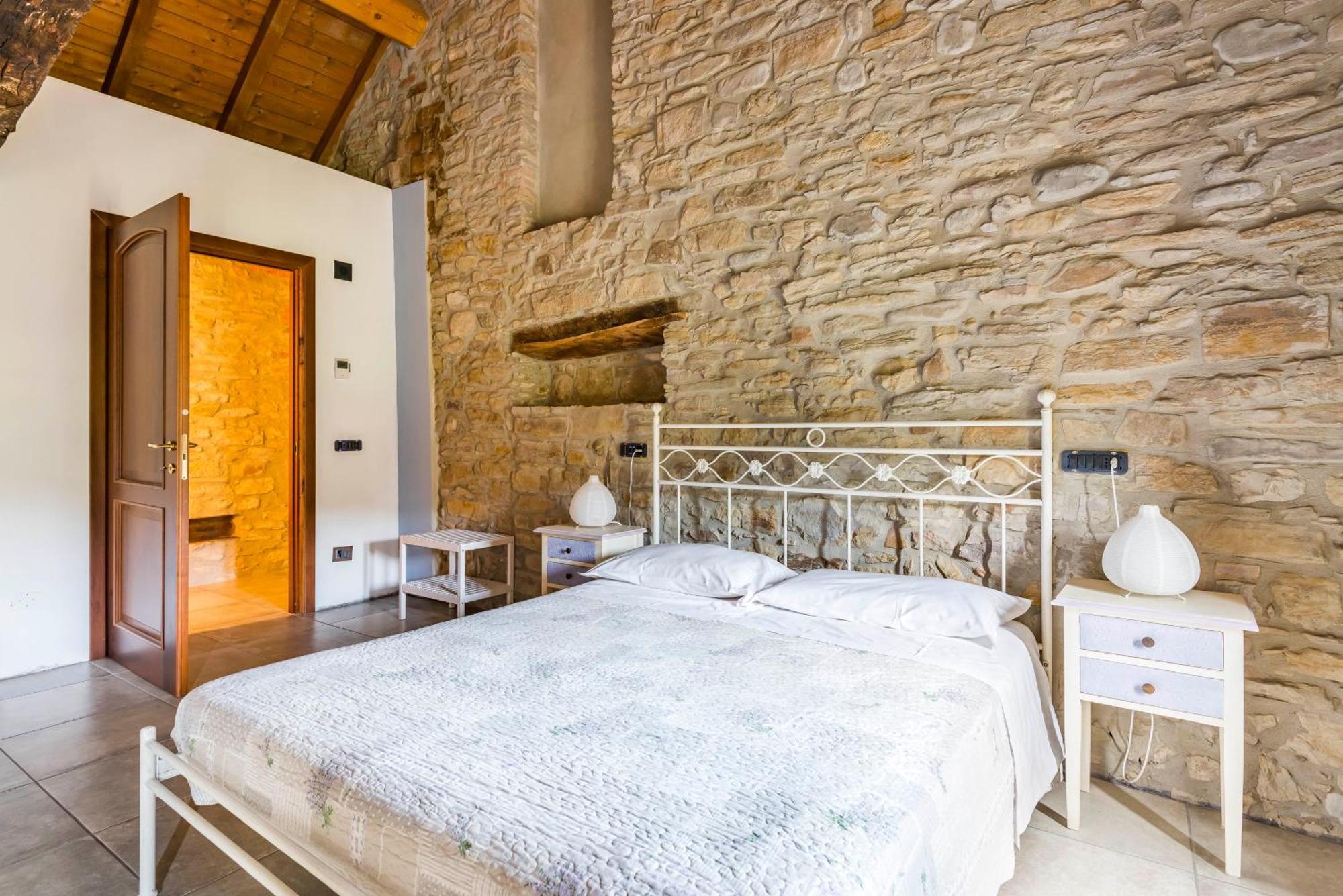 Agriturismo Il Salice Tizzano Val Parma Ngoại thất bức ảnh